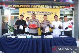 Polisi bongkar jaringan narkoba sintetis modus paket dan medsos
