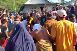 Tim SAR temukan nelayan hilang di Teluk Awang Lombok Tengah