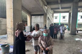 PWNU Jatim distribusikan 1.439 paket daging kurban