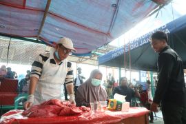 Sudin KPKP pastikan daging kurban di Kepulauan Seribu layak konsumsi