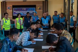 Polda NTT menggandeng tujuh akademisi Undana uji Kompetensi Bakomsus Polri