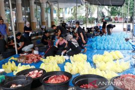 150 Ton Daging Kurban PTPN IV PalmCo Mengalir ke Pelosok Negeri