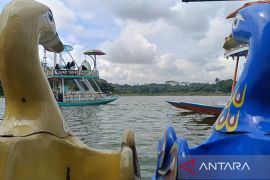 Kolam bekas tambang di Kukar jadi wisata andalan