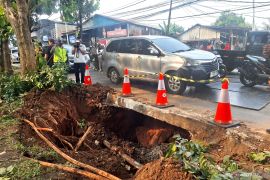 Jaksel targetkan perbaikan saluran air Lenteng Agung rampung dua pekan