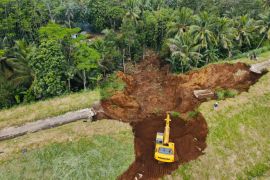 Pemkab Banjarnegara percepat penanganan tanggul irigasi yang jebol