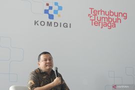 Kemkomdigi jamin keamanan data masyarakat yang lakukan registrasi biometrik nomor HP baru