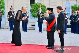 Presiden Prabowo hadiri jamuan santap malam di Istana Elysee Paris