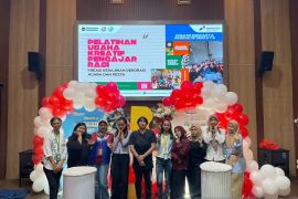 Pertamina dorong kemandirian kelompok binaan lewat pelatihan kreasi dekorasi acara