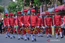 Kirab Adat Budaya Nusantara gaungkan persatuan dari Borobudur untuk dunia