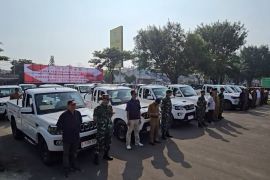 30 unit pickup 4X4 diserahkan ke Kopdes Merah Putih di Karanganyar
