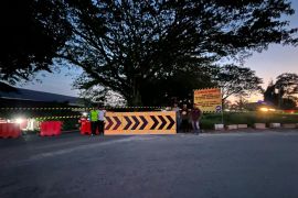 BPJN Riau tutup jembatan Danau Bingkuang dari Pekanbaru  akibat tumpuan rusak
