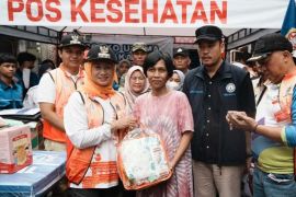Wali Kota salurkan bantuan bagi korban kebakaran di Krendang
