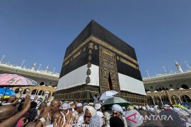 Jamaah haji laksanakan Tawaf Ifadah