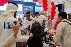Kloter perdana jamaah calon haji asal Indonesia tiba di Makkah