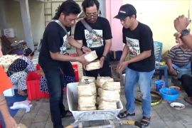 Komunitas jurnalis di Surabaya rutin berkurban dengan cara patungan