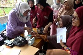 Puskesmas di Padang gelar CKG bagi warga terdampak bencana