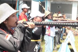 Lomba Menyipet jadi upaya melestarikan budaya Dayak Kalimantan