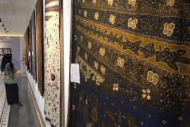 Pameran Batik Bhinneka Tunggal Ika sasar regenerasi pelestarian budaya