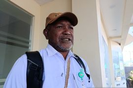 Taman Nasional Lorentz Papua dijaga 40 tenaga penjaga