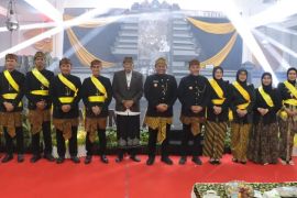 Sejumlah pejabat dikukuhkan jadi warga kehormatan masyarakat Tengger