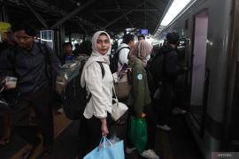 Arus penumpang KA pada libur panjang