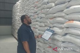 Bulog salurkan bantuan untuk 139.726 warga Blora
