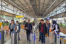 KAI Jakarta: 683 ribu orang naik kereta selama libur panjang Mei 2026