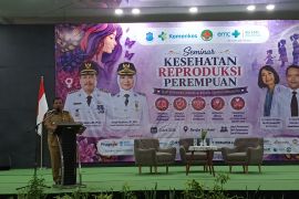 Wali Kota Pangkalpinang ajak perempuan peduli kesehatan reproduksi sejak dini