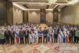 SMK Dr Soetomo Surabaya wisuda 319 siswa, 15 persen terserap industri