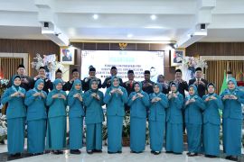Bupati HSS tekankan peran PKK, Dekranasda dan Bunda PAUD membangun daerah