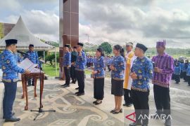 Sebanyak 243 PNS baru diminta perkuat kualitas pelayanan publik Pemkab Pulpis