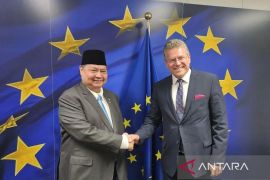 Airlangga to visit France, Belgium to speed Indonesia's OECD entry
