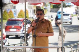 Pemkot Ambon minta warga tidak bakar sampah di TPS