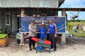 Polresta Palangka Raya perkuat produktivitas petani melalui bantuan mesin pipil jagung
