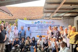 FTUP kolaborasi melalui kegiatan PkM di Desa Wisata Pasir Eurih
