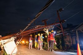 PLN gerak cepat pulihkan listrik terdampak cuaca ekstrem di Sambas