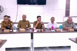 Pemkab Kotim dorong hilirisasi kelapa dalam