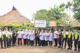 KAI Daop 1 serahkan delapan terduga pelaku pelemparan ke APH