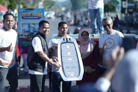 Bank Nagari Serahkan Hadiah Utama Gebyar Tabungan di Solok