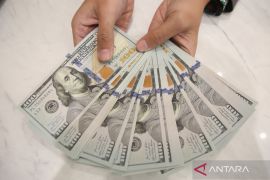 Rupiah Kamis pagi dibuka melemah jadi Rp17.995 per dolar AS