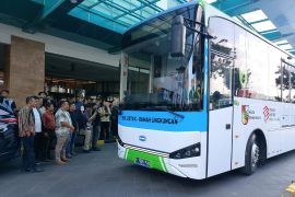 Dua unit bus listrik diuji coba di Pekanbaru, gratis untuk masyarakat