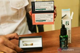 Polres beberkan kandungan tiga merek liquid hasil tangkap WN Australia