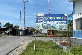 Palang pintu tidak berfungsi, dua titik  perlintasan kereta api di Sergai ancam nyawa warga