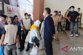 Sebanyak 393 haji kloter pertama tiba di Bengkulu