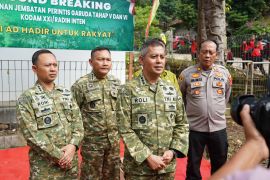 Korem 043 peletakan batu pertama bangun 30 Jembatan Perintis Garuda di Lampung