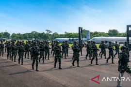 Kemhan pamerkan pasukan ahli drone kamikaze