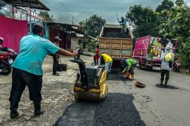 Pemprov Jateng: Perbaikan jalan Randublatung-Cepu masuk tahap pelelangan