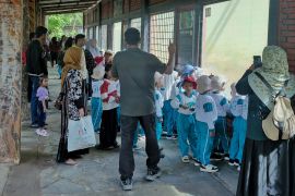 Semarang Zoo gratiskan pelajar