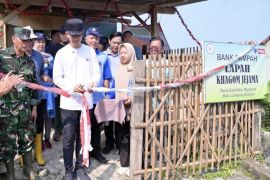 Bupati Lamsel sebut bank sampah perkuat pengelolaan sampah berbasis warga