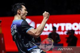 Jonatan Christie melaju ke babak semifinal